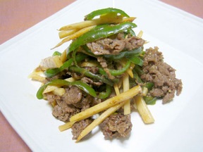 青椒肉絲（チンジャオロース）