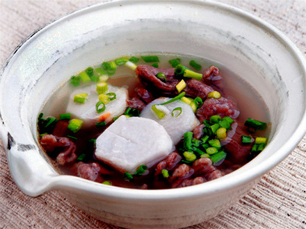 サトイモと牛肉の韓国風スープ