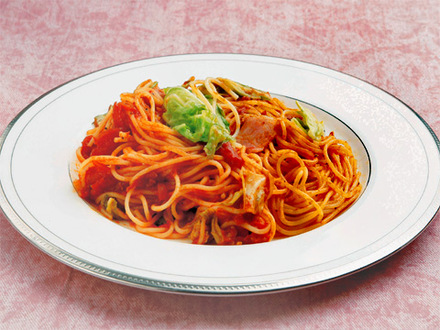 新キャベツとトマトのパスタ