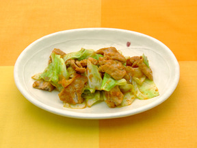 キャベツと豚肉の味噌炒め