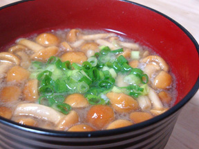 なめこの味噌汁