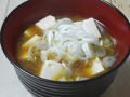 豆腐と長ネギの味噌汁