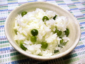 グリーンピースご飯