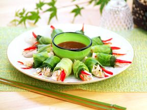 蒸し鶏のキャベツ巻き