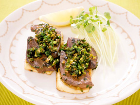 レバーと豆腐の重ね焼き