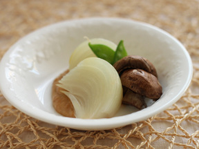 蒸し野菜のゴマだれ添え