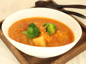 レンズ豆とじゃがいものエスニックカレー