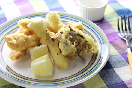 鶏肉ときのこのビール衣揚げ