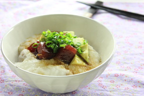 漬けまぐろの雑穀とろろ丼