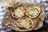 餃子の皮のきのこピザ