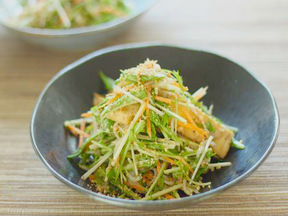 揚げ高野豆腐のサラダ