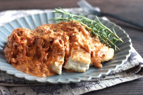 鶏むね肉のトマトクリームソース