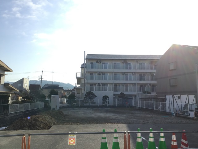 摜