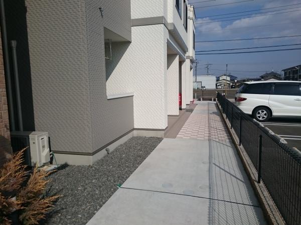 摜