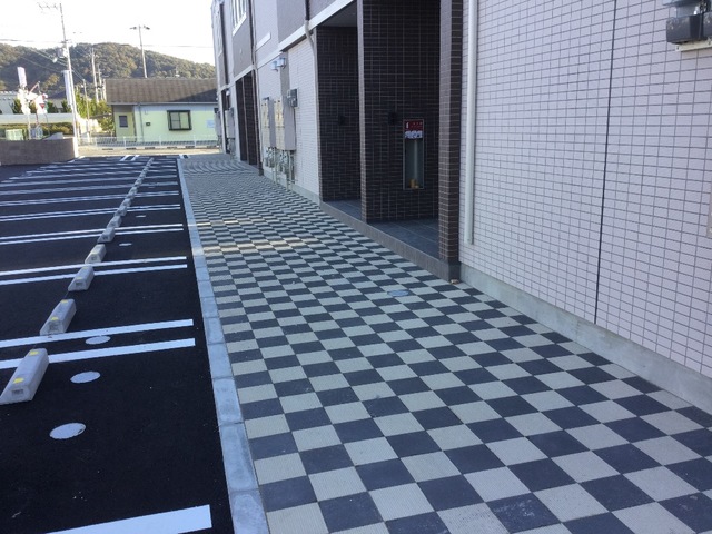 摜